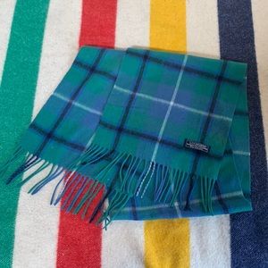 EUC Scottish Lochmere Merino & Cashmere Scarf.